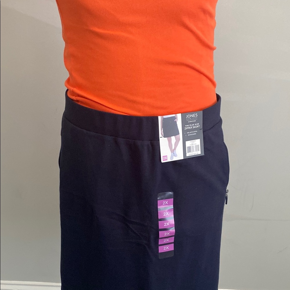 Jones New York Black Skirt (Zipper Shorts )
